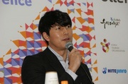 審査委員のチョン・ウソン.jpg