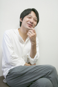 岩瀬亮.jpg