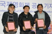 第14回全州映画祭(左から) 小林政広監督、チャン・リュ監督、エドウィン監督.jpg